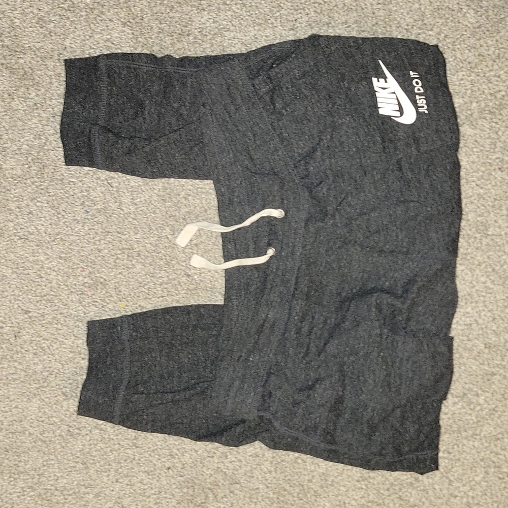 Nike joggers